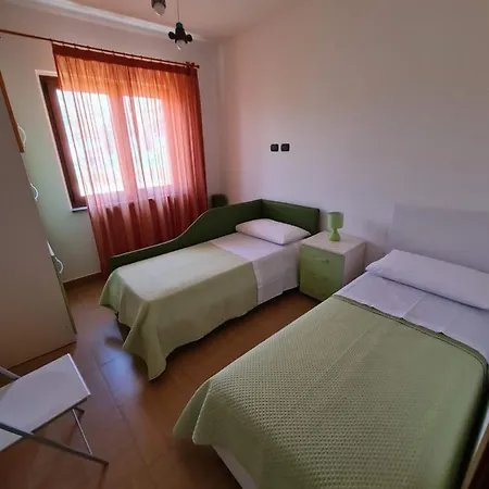 Apartment 46, Per Vacanza Diamante